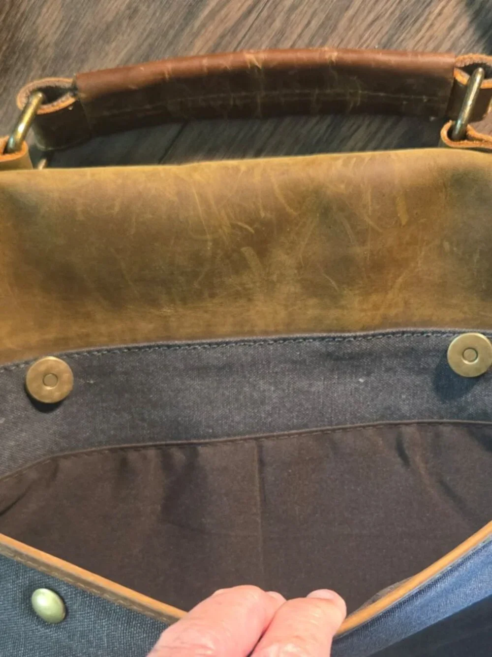 Vintage WOWBOX Washed Canvas & Leather Messenger Bag NWOT/UNISEX